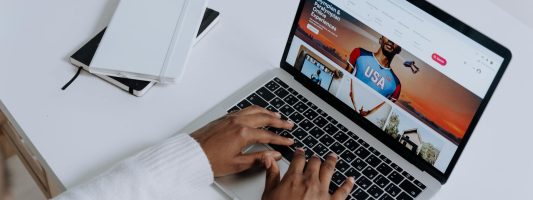 Automatyzacja w afiliacji – jak zarabiać więcej, pracując mniej?