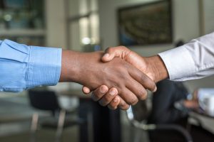 Etyka w marketingu afiliacyjnym: Jak budować zaufanie wśród odbiorców