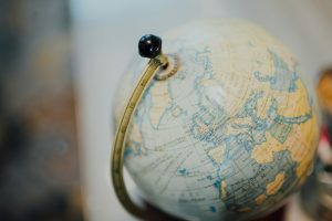 Afiliacja a geotargetowanie – jak dostosować ofertę do konkretnego kraju?