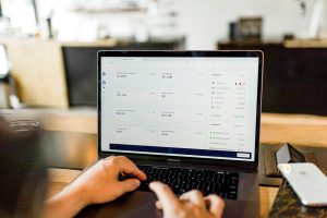 Najskuteczniejsze sposoby zarabiania w internecie – co działa w 2025 roku?