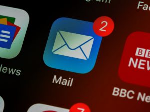 E-mail firmowy: Dlaczego warto mieć profesjonalny adres?
