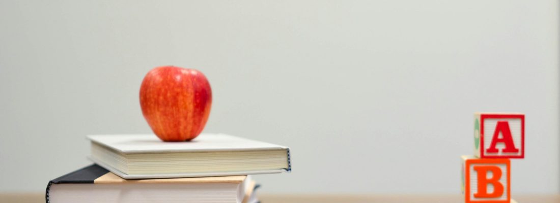 Praca w nowym roku szkolnym 2025/2026: Pomysły na zdalne dorobienie do pensji