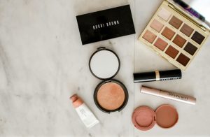 Jak zarabiać prowadząc bloga beauty – najlepsze metody monetyzacji treści