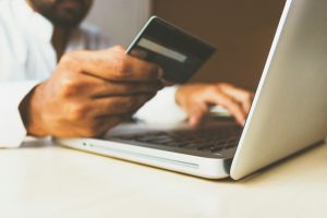 Afiliacja E-commerce w 2026 – Jak skutecznie promować i docierać do klientów?