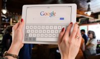 Google przygotowuje zakupy bezpośrednio w AI. Nowość może zmienić marketing afiliacyjny